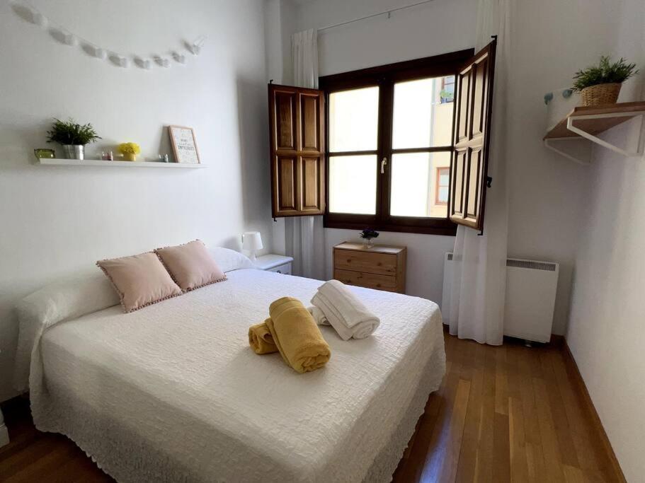 Apartamento Muy Centrico En Granada Kültér fotó
