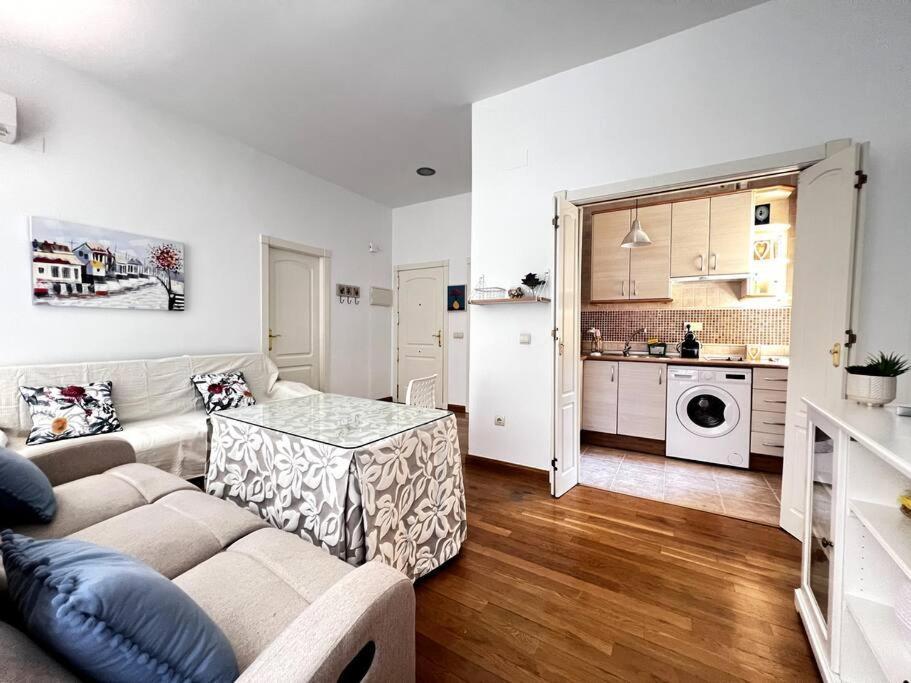 Apartamento Muy Centrico En Granada Kültér fotó
