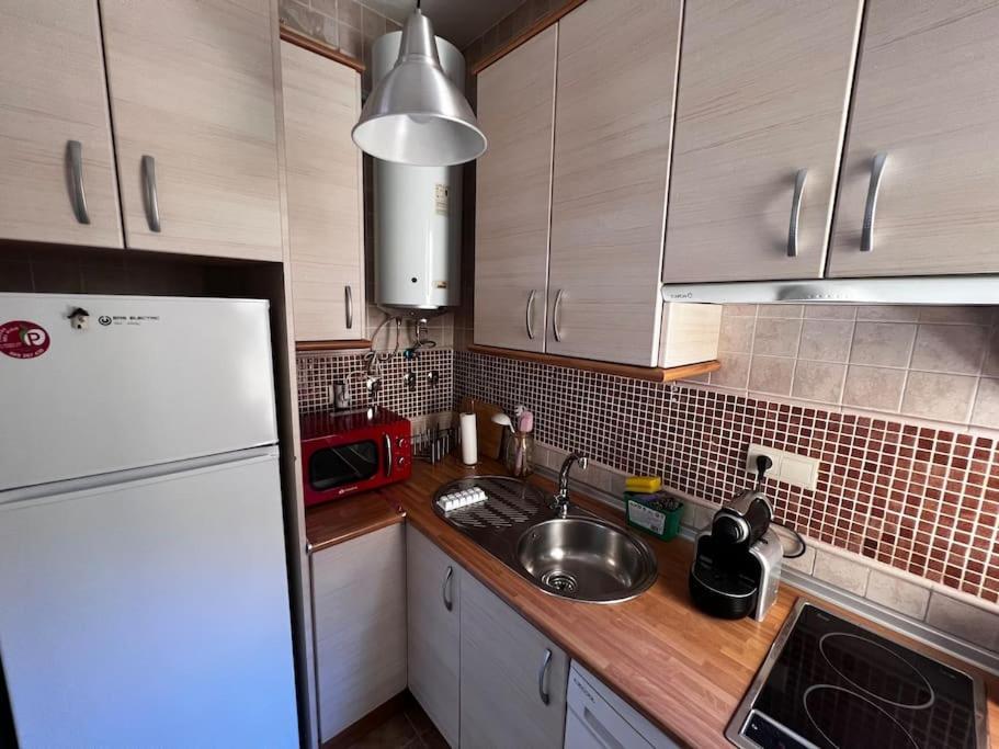 Apartamento Muy Centrico En Granada Kültér fotó